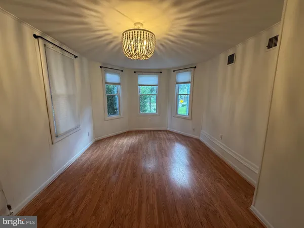 $3,199 | 5014 Delaware Street, College Park, MD 20740