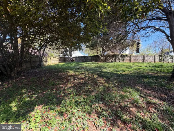 $3,300 | 5014 Delaware Street, College Park, MD 20740