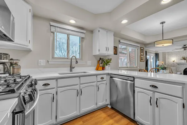 $399,900 | 7533 Hillsboro Drive, Canton, MI 48187