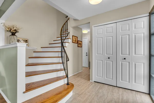$399,900 | 7533 Hillsboro Drive, Canton, MI 48187