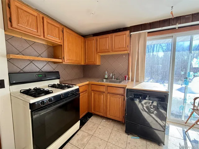 $349,000 | 2470 State Rte 55, Poughquag, NY 12570