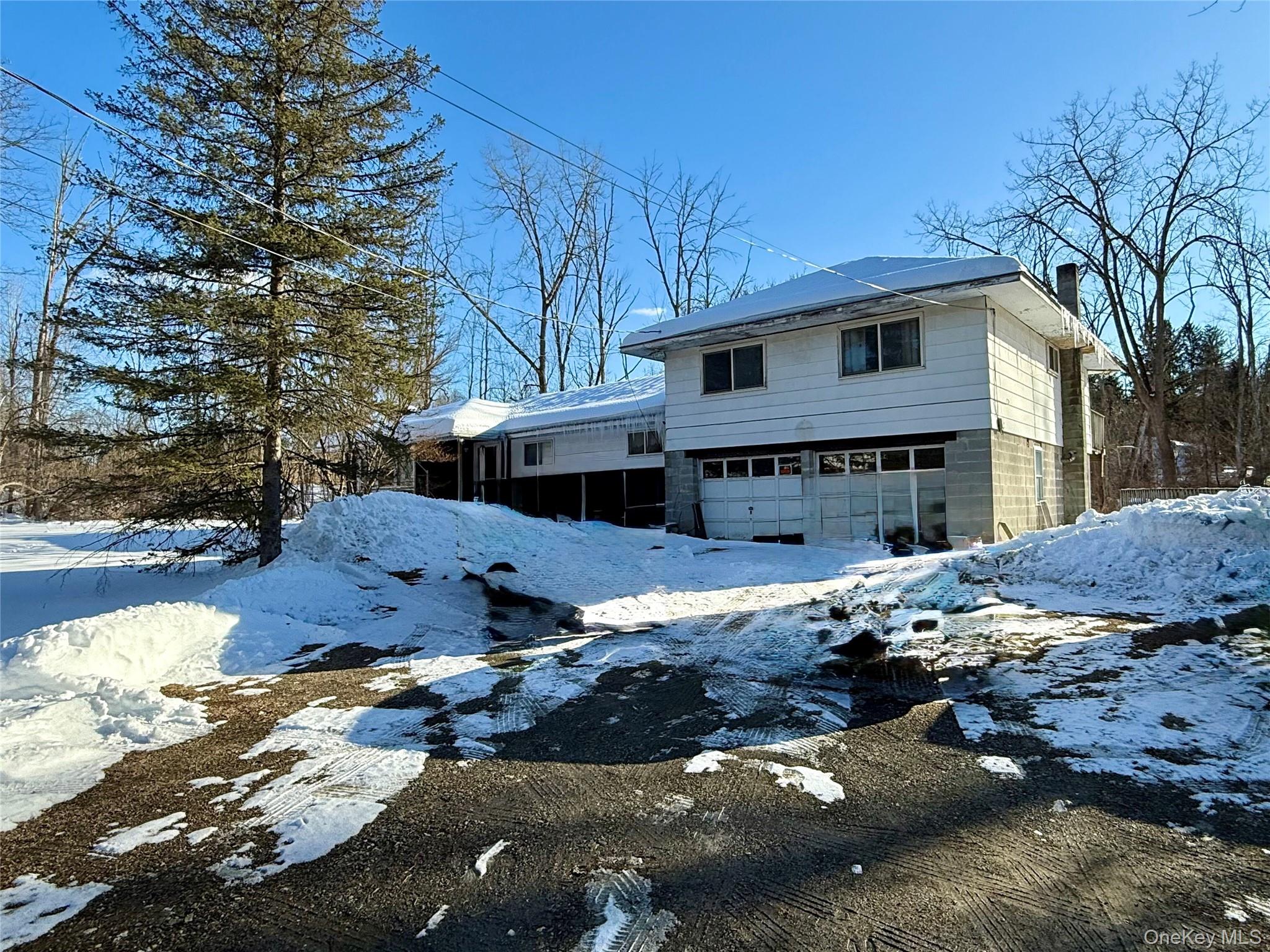 2470 State Rte 55 Poughquag, NY 12570 - Photo 2 of 25 Extended Ranch/Split Level