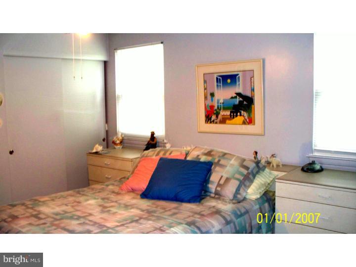 823 Selmer Road Philadelphia, PA 19116 - Photo 11 of 18 Bedroom - Main