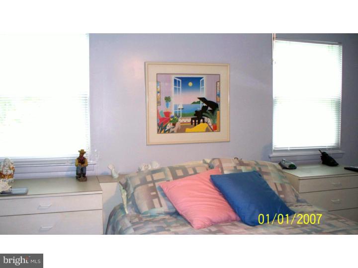 823 Selmer Road Philadelphia, PA 19116 - Photo 12 of 18 Bedroom - Main