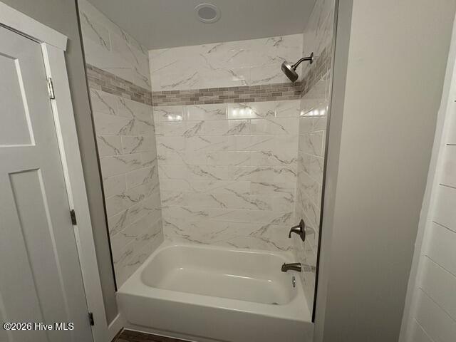 700 Robin Road Morehead City, NC 28557 - Photo 29 of 41 2nd full bath