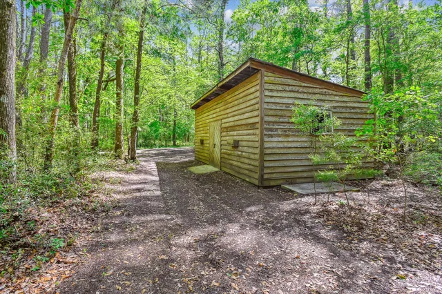 $215,000 | 7095 Parkers Ferry Road, Adams Run, SC 29426