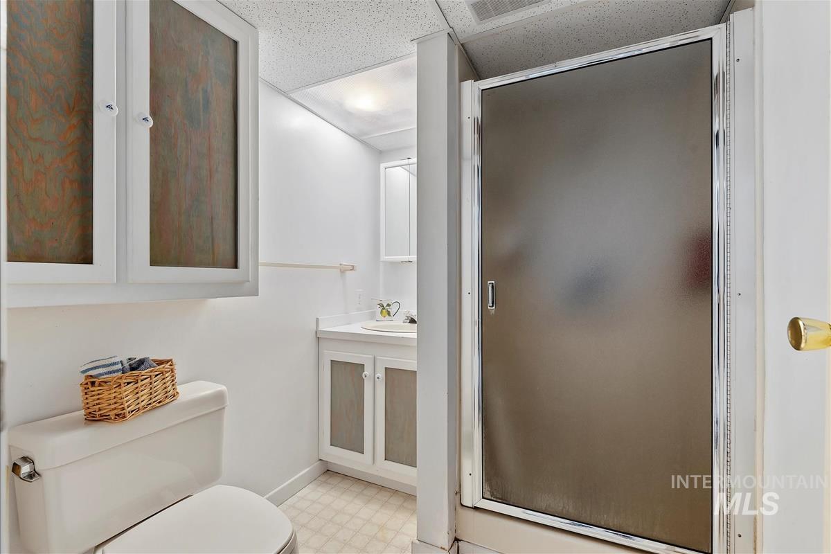 798 High Valley Road Cascade, ID 83611 - Photo 37 of 49