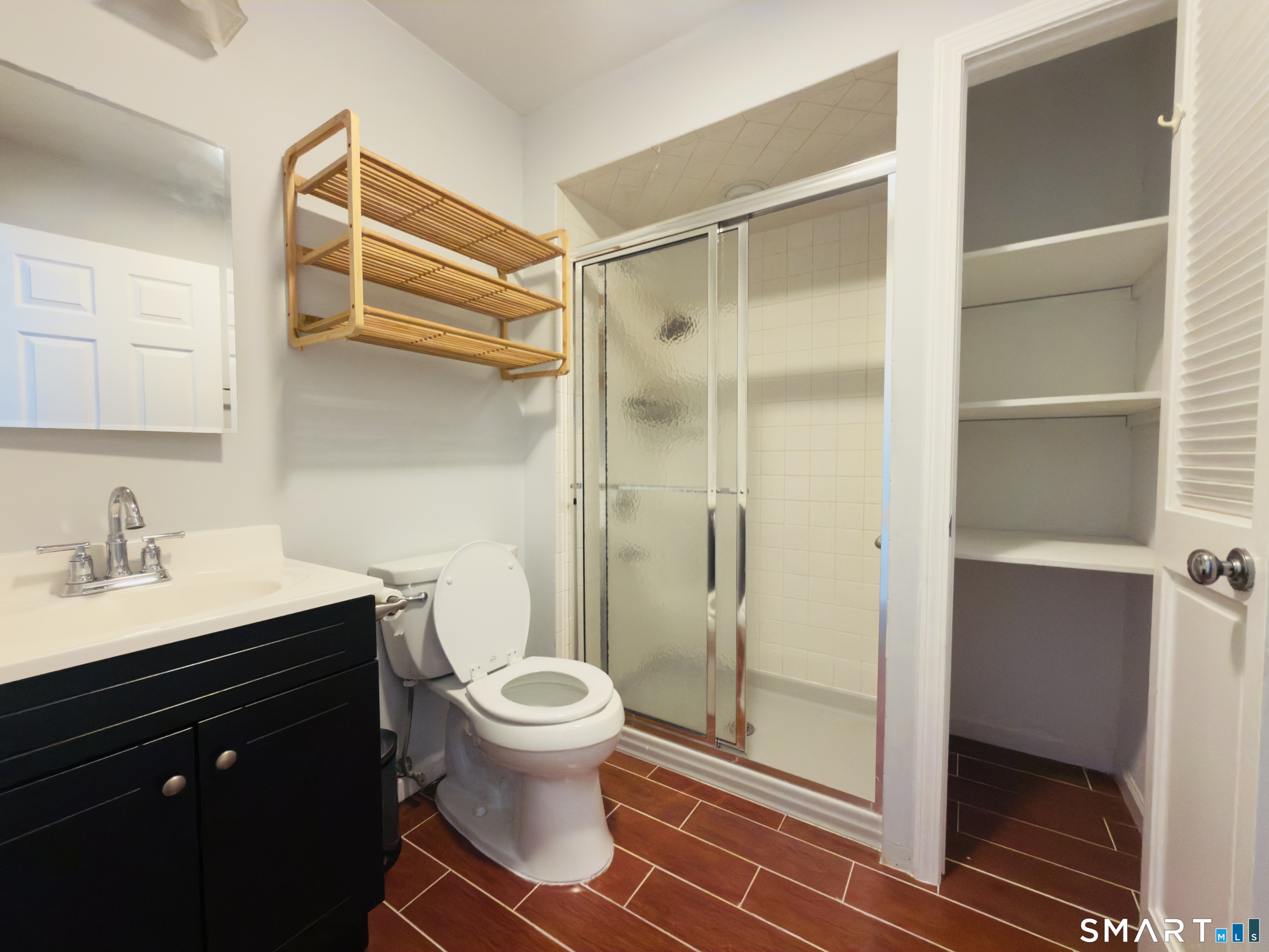 7 Colony Road, Unit A Westport, CT 06880 - Photo 16 of 30 Full bathroom 1