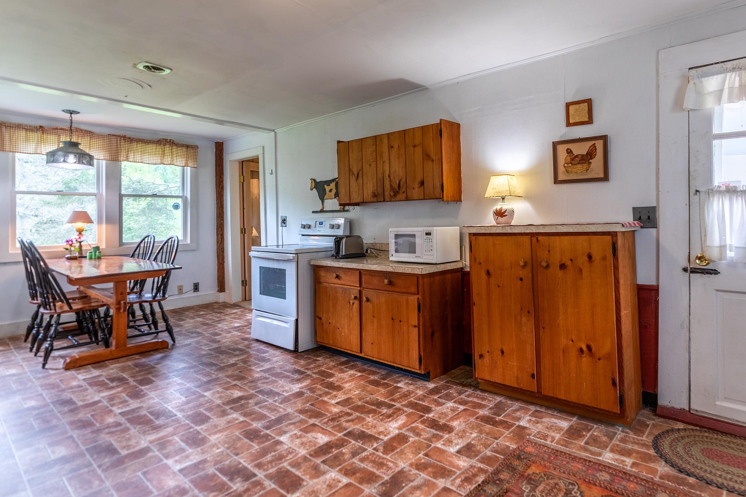 3091 Highway 121 Windham, VT 05359 - Photo 8 of 41