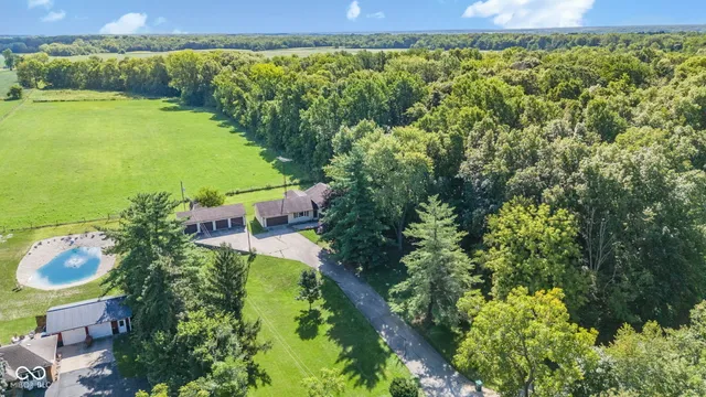 $260,000 | 2017 North Meridian Road, Peru, IN 46970