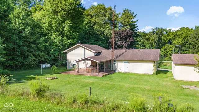 $260,000 | 2017 North Meridian Road, Peru, IN 46970