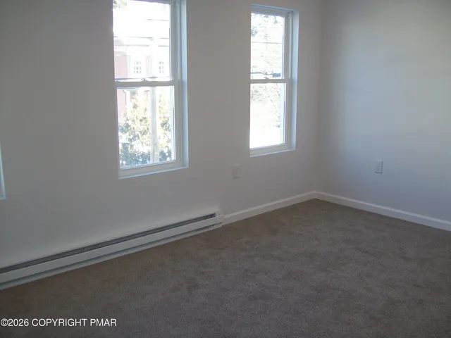 $2,500 | 735 Ann Street, Stroudsburg, PA 18360