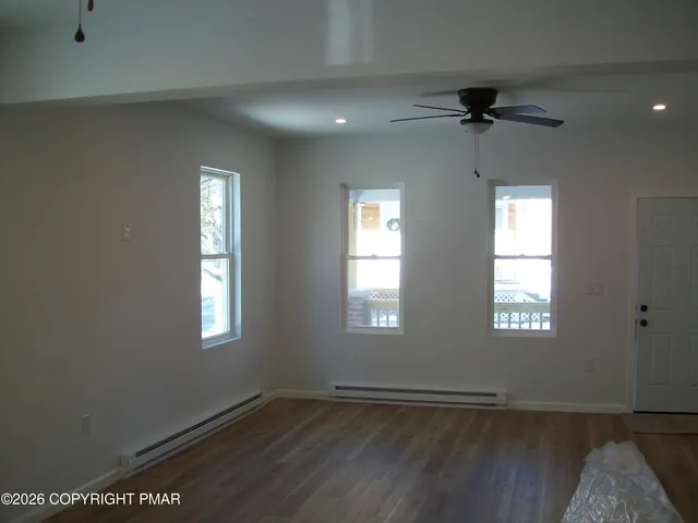 $2,500 | 735 Ann Street, Stroudsburg, PA 18360