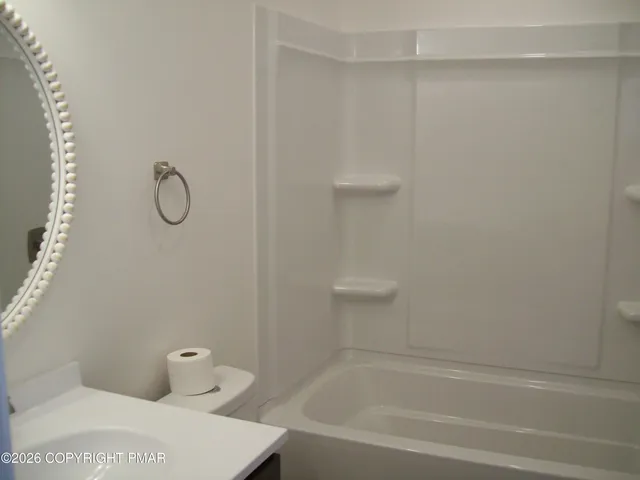 $2,500 | 735 Ann Street, Stroudsburg, PA 18360