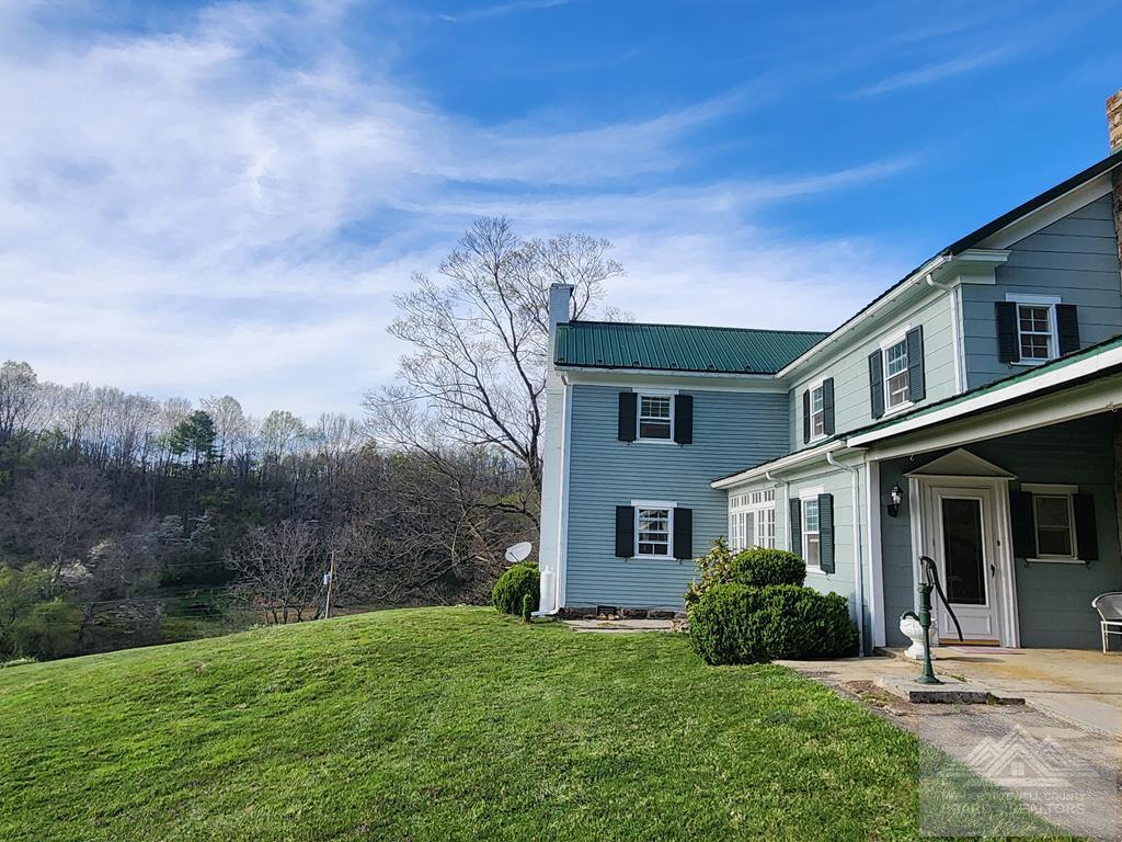 477 Ball Dairy Road Bluefield, WV 24701 - Photo 19 of 61 Gallery Image 19