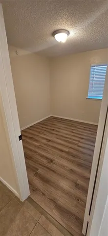 a view of empty room with window