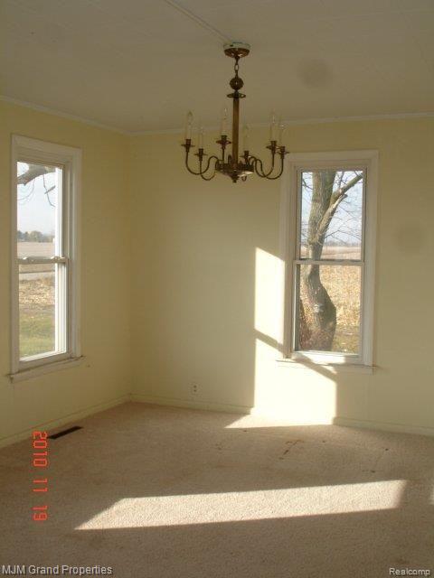5763 Talladay Living Room