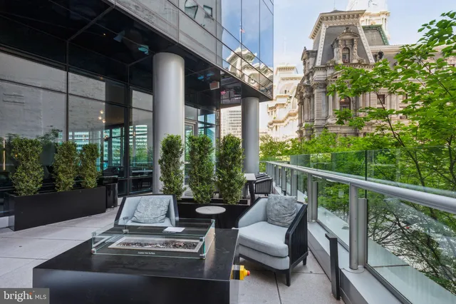 $1,265,000 | 1414 South Penn Square, Unit 24F, Philadelphia, PA 19102