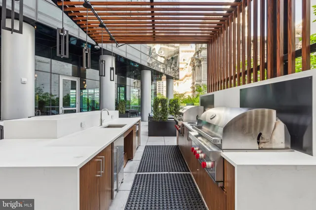 $1,265,000 | 1414 South Penn Square, Unit 24F, Philadelphia, PA 19102