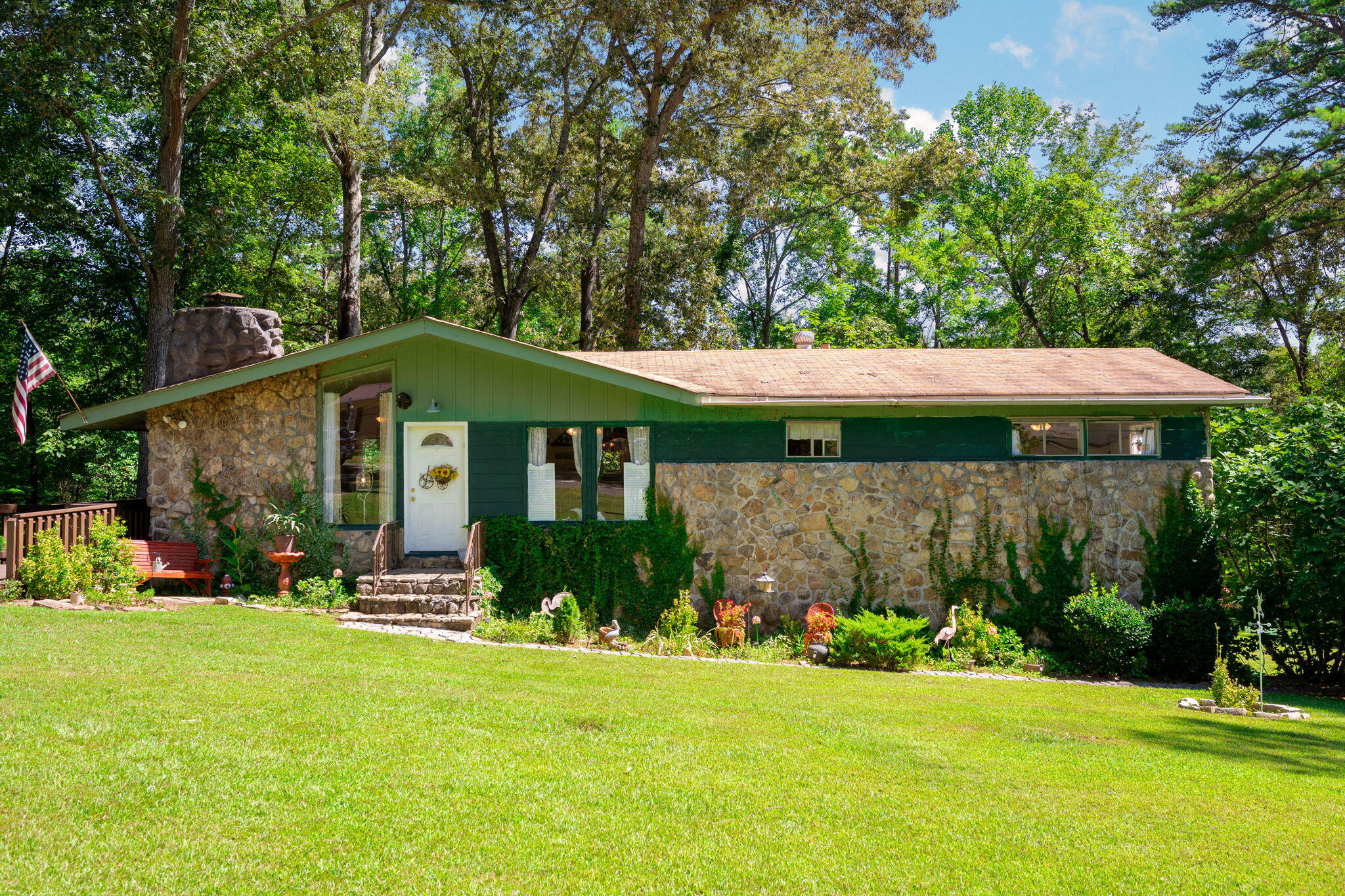487 Knollwoods Road Jasper, TN 37347 - Photo 5 of 32 3-web-or-mls-DSC_3692