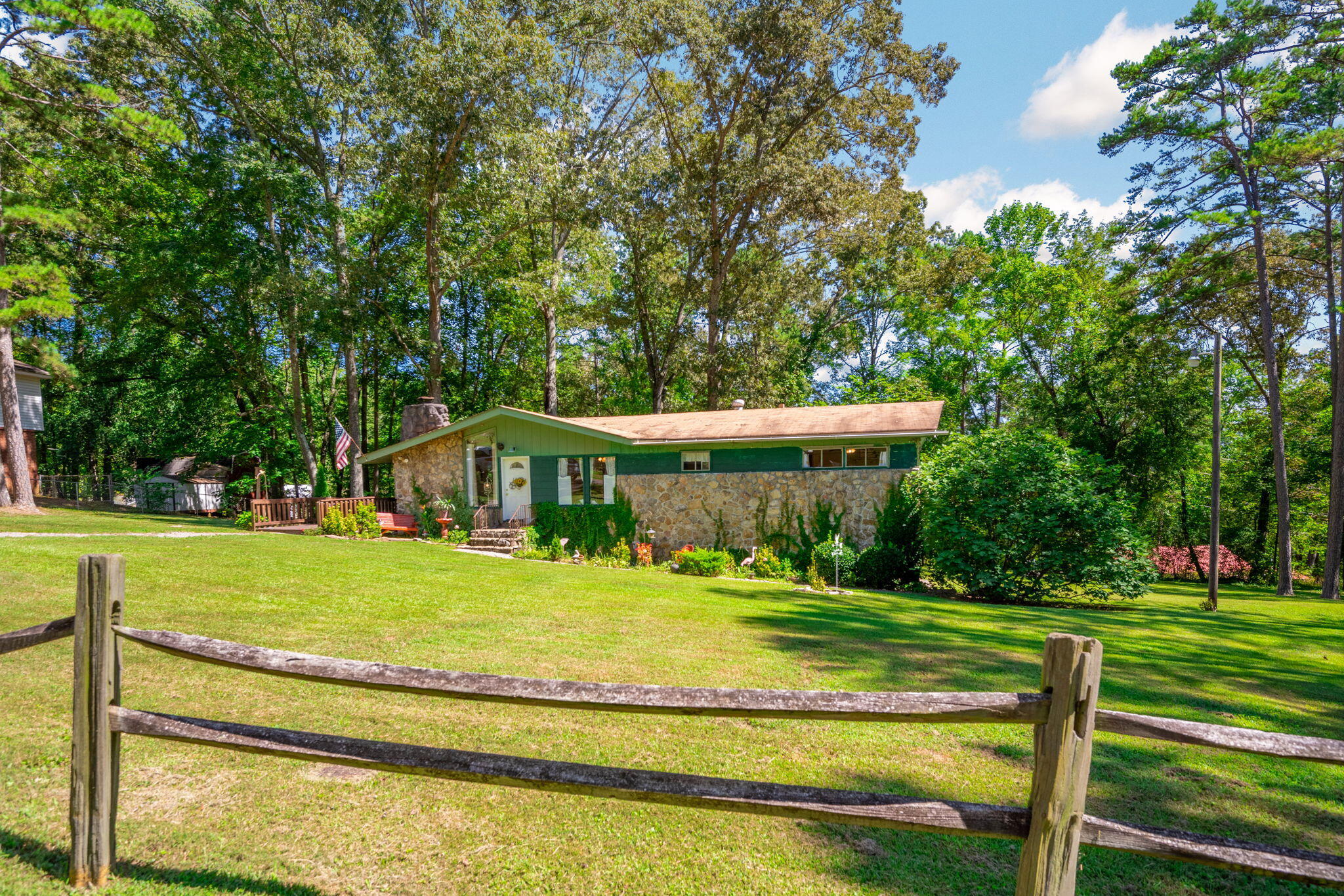 487 Knollwoods Road Jasper, TN 37347 - Photo 7 of 32 6-web-or-mls-DSC_3698