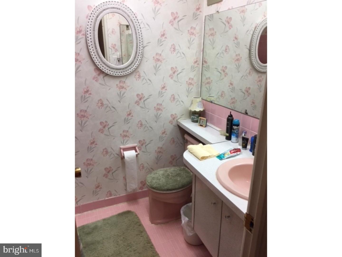 3419 Brookview Road Philadelphia, PA 19154 - Photo 12 of 17 Bathroom