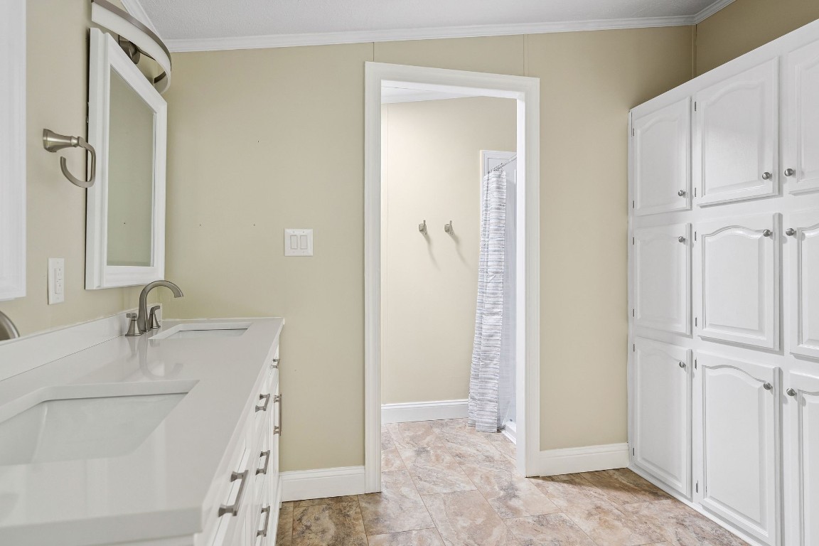 186 Hollenbeck Road Greene, NY 13778 - Photo 12 of 47 Gallery Image 12