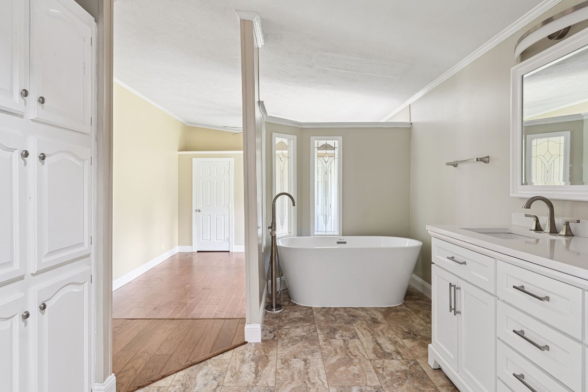 186 Hollenbeck Road Greene, NY 13778 - Photo 13 of 47 Gallery Image 13