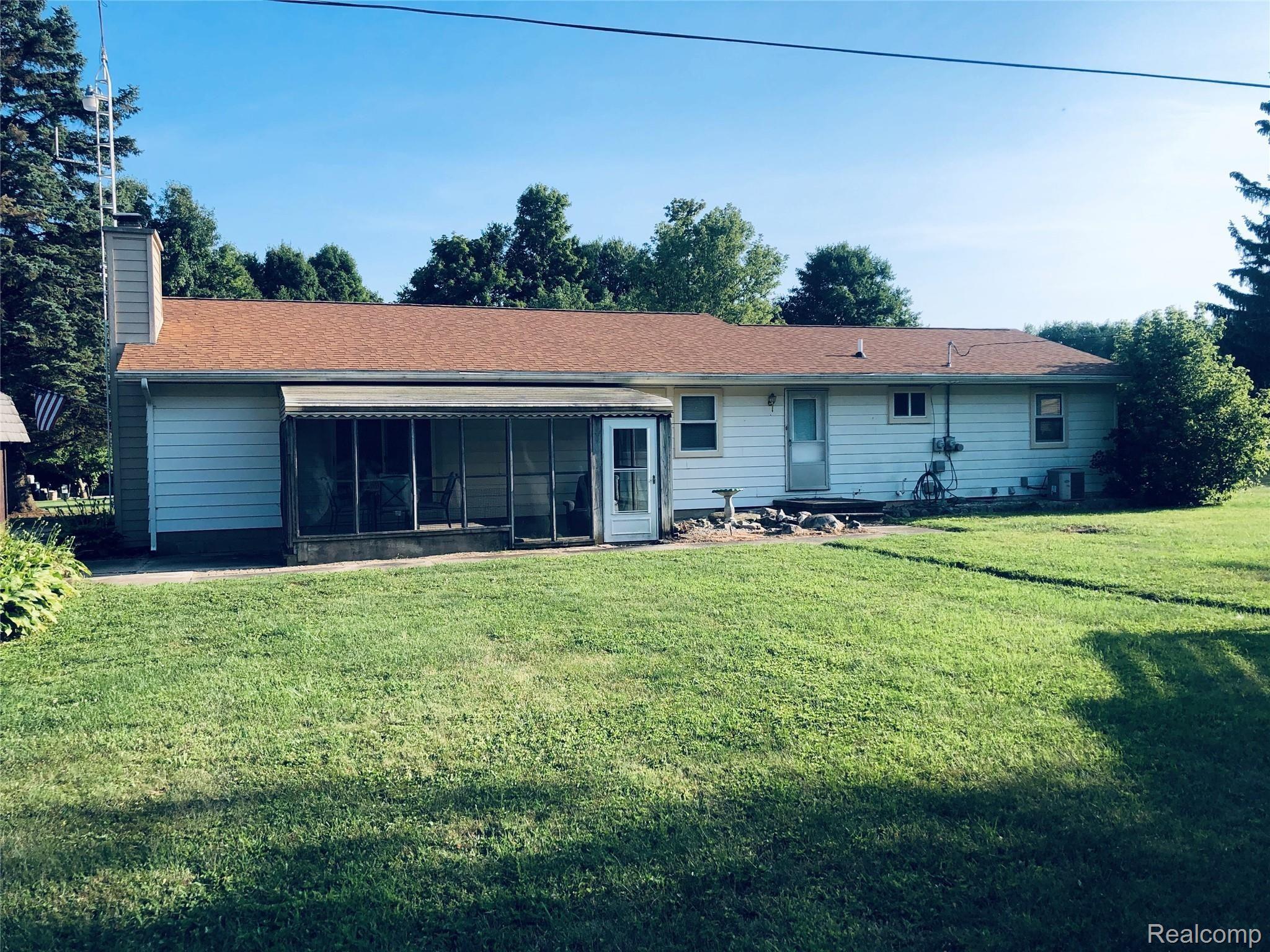 144 Keddle Road Howell, MI 48843 - Photo 19 of 22 IMG_4206.JPEG