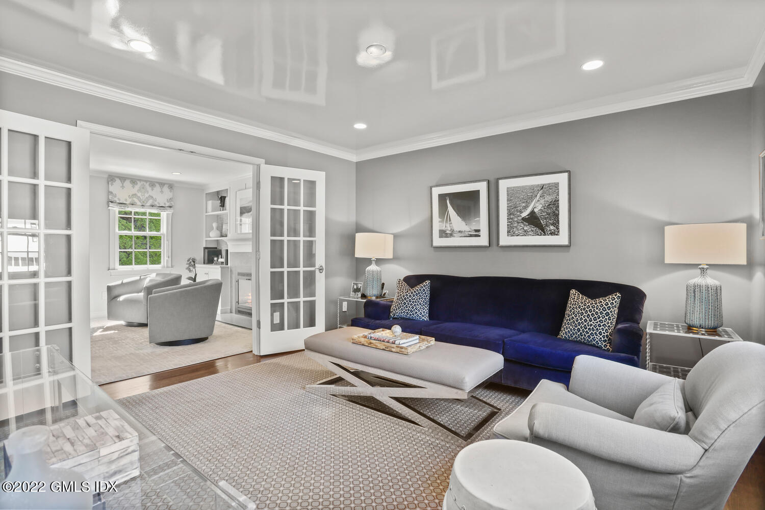 47 Druid Lane Riverside, CT 06878 - Photo 9 of 29 a living room with furniture