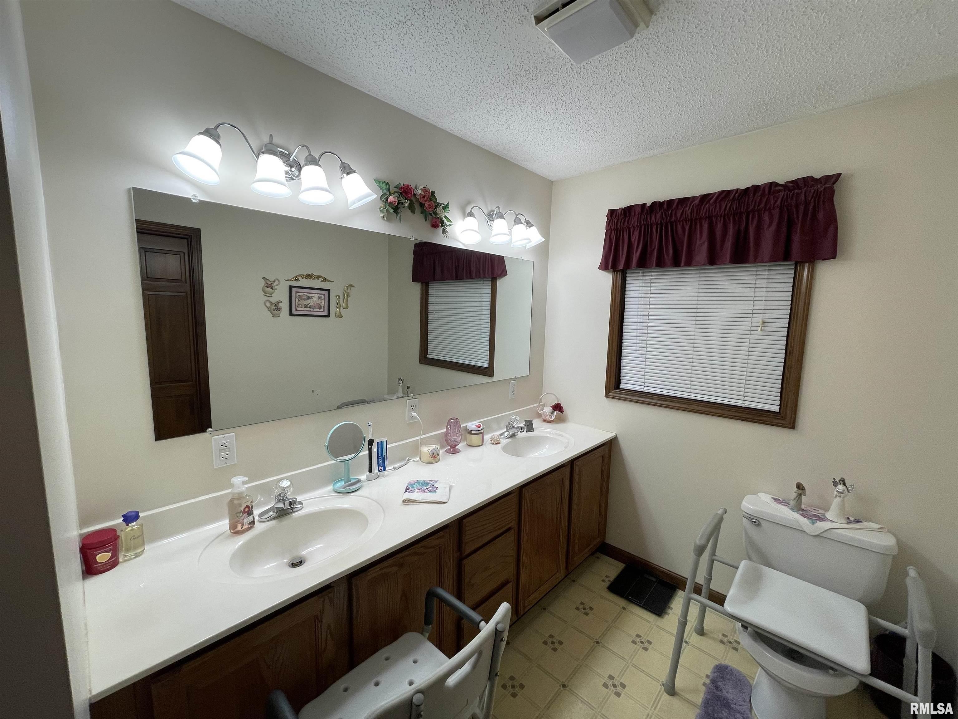 2442 Rolling Meadows Road Brookport, IL 62910 - Photo 6 of 20
