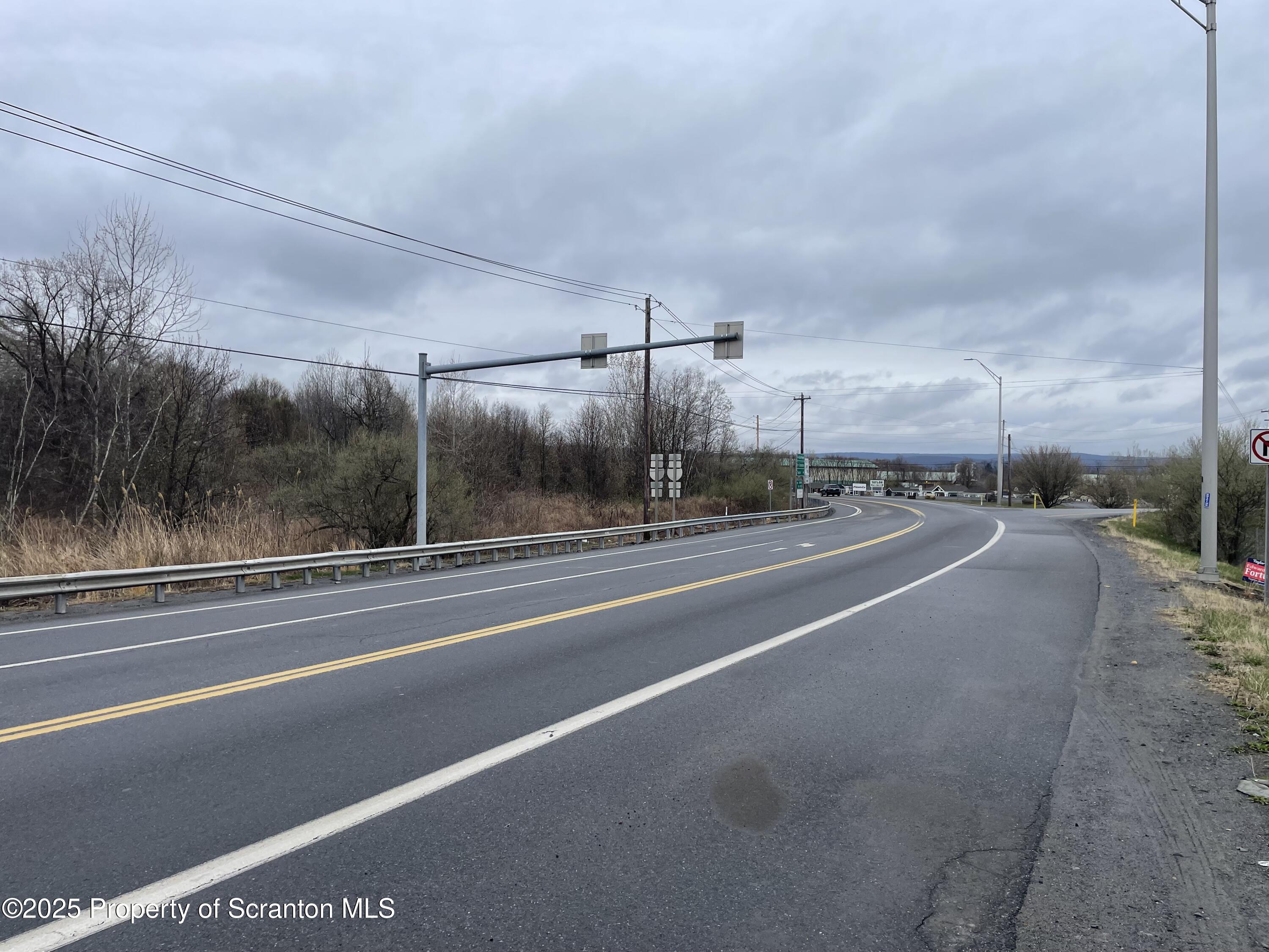 Union Street Taylor, PA 18517 - Photo 7 of 7 a view of a basketball court
