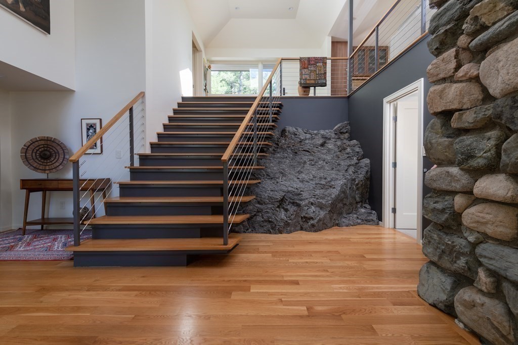 27 Coburn Road Weston, MA 02493 - Photo 13 of 42