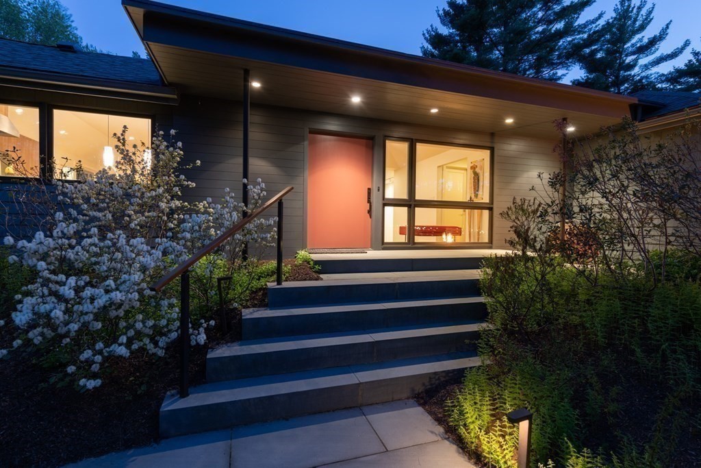 27 Coburn Road Weston, MA 02493 - Photo 5 of 42