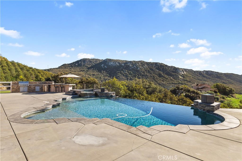 29165 Ridgeline Court Temecula, CA 92590 - Photo 36 of 71