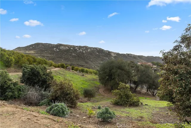 $1,699,900 | 29165 Ridgeline Court, Temecula, CA 92590