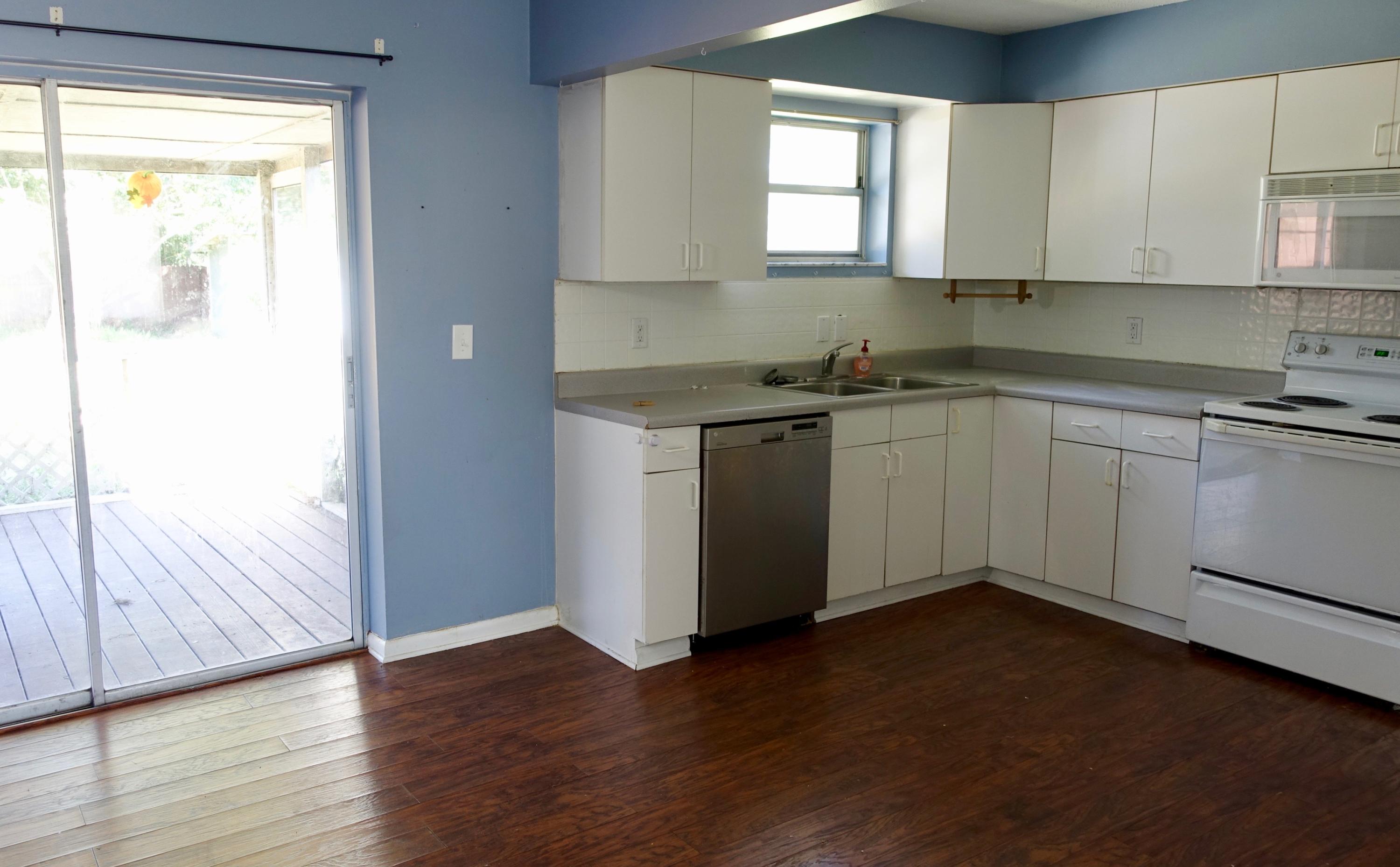 5619 Southeast Normandy Avenue Stuart, FL 34997 - Photo 5 of 16 5619 Normandy Kitchen Area