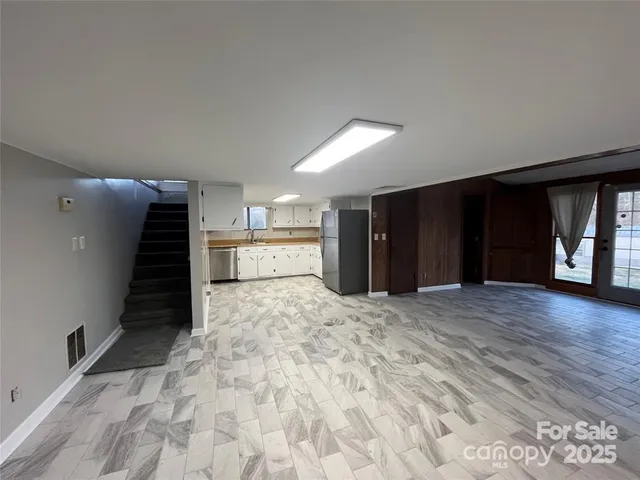 $475,000 | 2333 Cedar Rock Circle, Lenoir, NC 28645