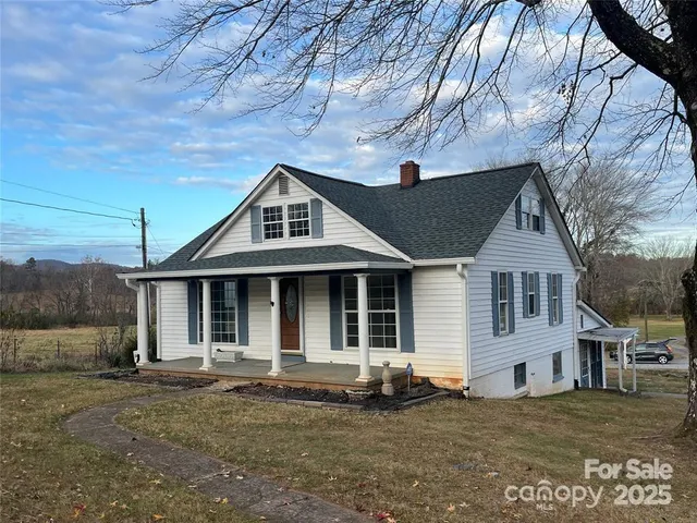 $475,000 | 2333 Cedar Rock Circle, Lenoir, NC 28645