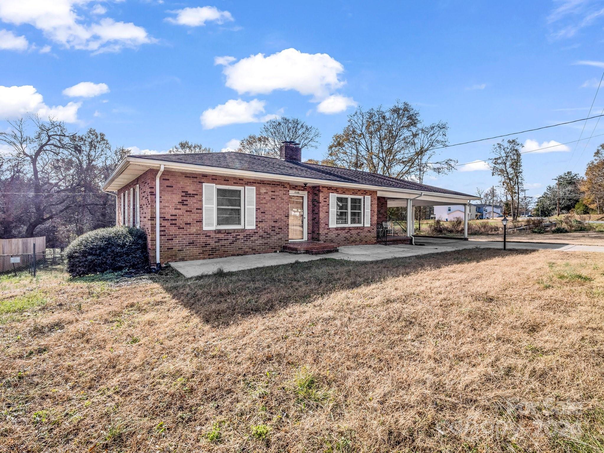 1586 Kings Road Shelby, NC 28150 - Photo 3 of 28 Gallery Image 3
