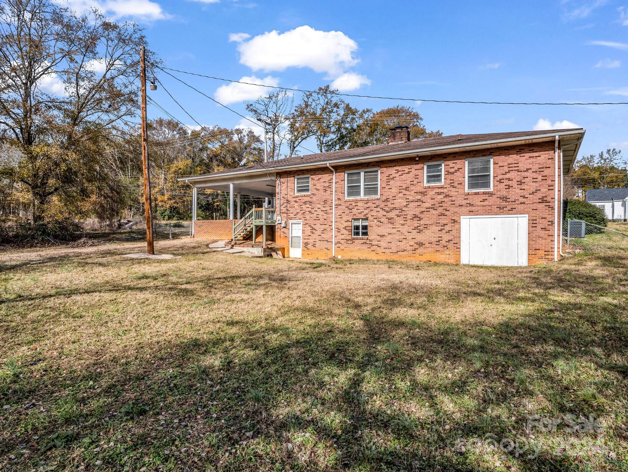 1586 Kings Road Shelby, NC 28150 - Photo 4 of 28 Gallery Image 4