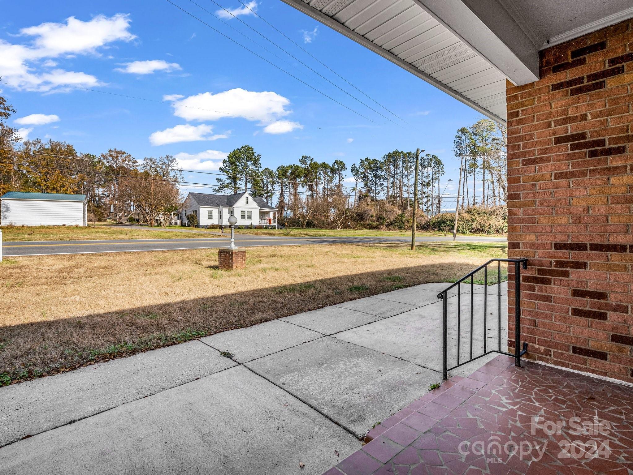1586 Kings Road Shelby, NC 28150 - Photo 8 of 28 Gallery Image 8