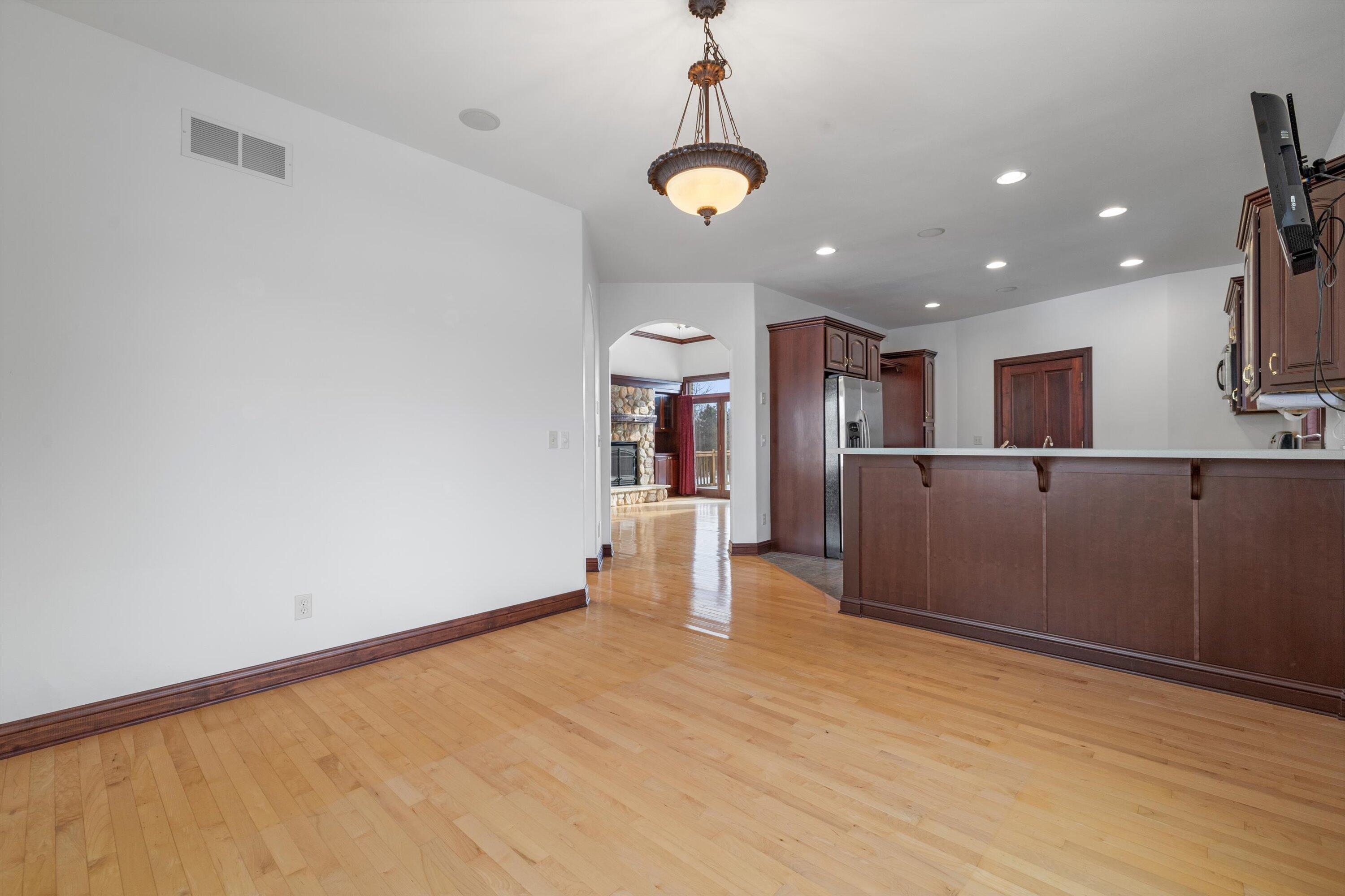 145 Victoria Circle Union Grove, WI 53182 - Photo 16 of 68 31-IMG_9585