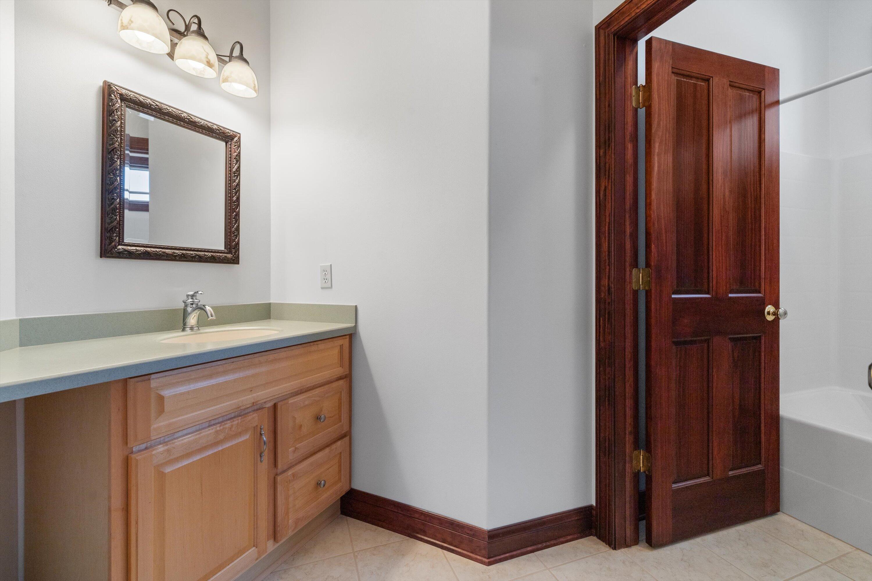 145 Victoria Circle Union Grove, WI 53182 - Photo 25 of 68 37-IMG_9627