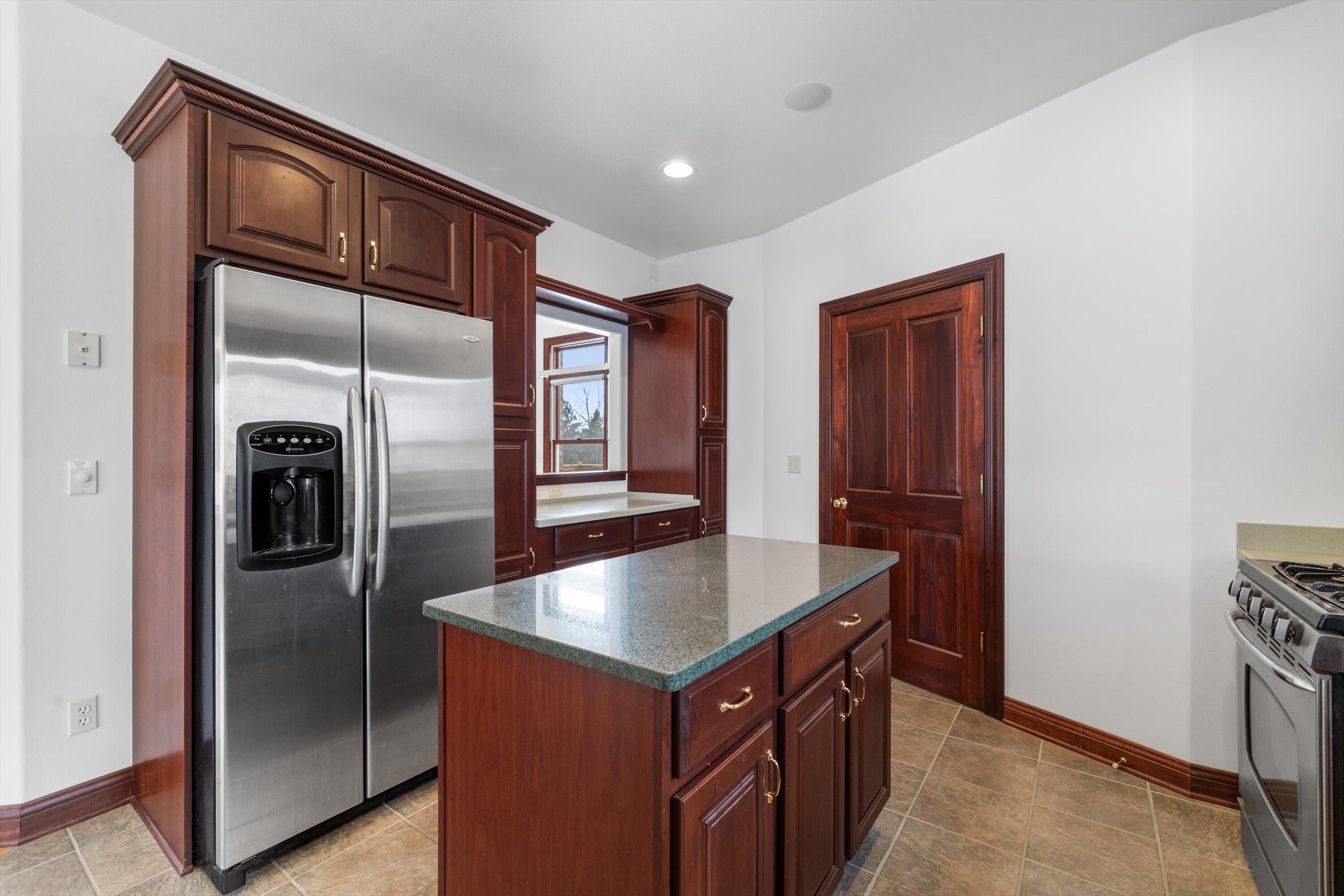 145 Victoria Circle Union Grove, WI 53182 - Photo 65 of 68 36-IMG_9621