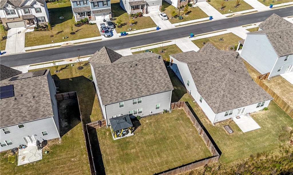 7565 Jennadee Drive Fairburn, GA 30213 - Photo 35 of 42 walk in view