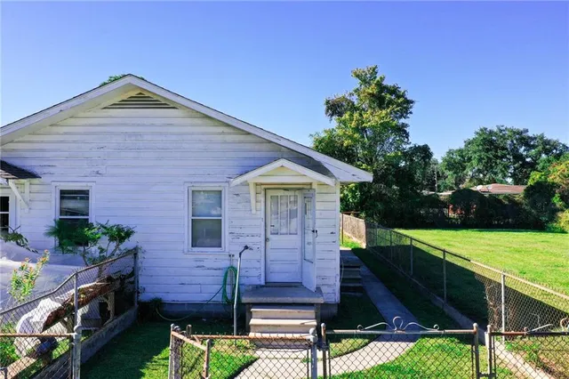 $850 | 196 Louisiana Street, Westwego, LA 70094