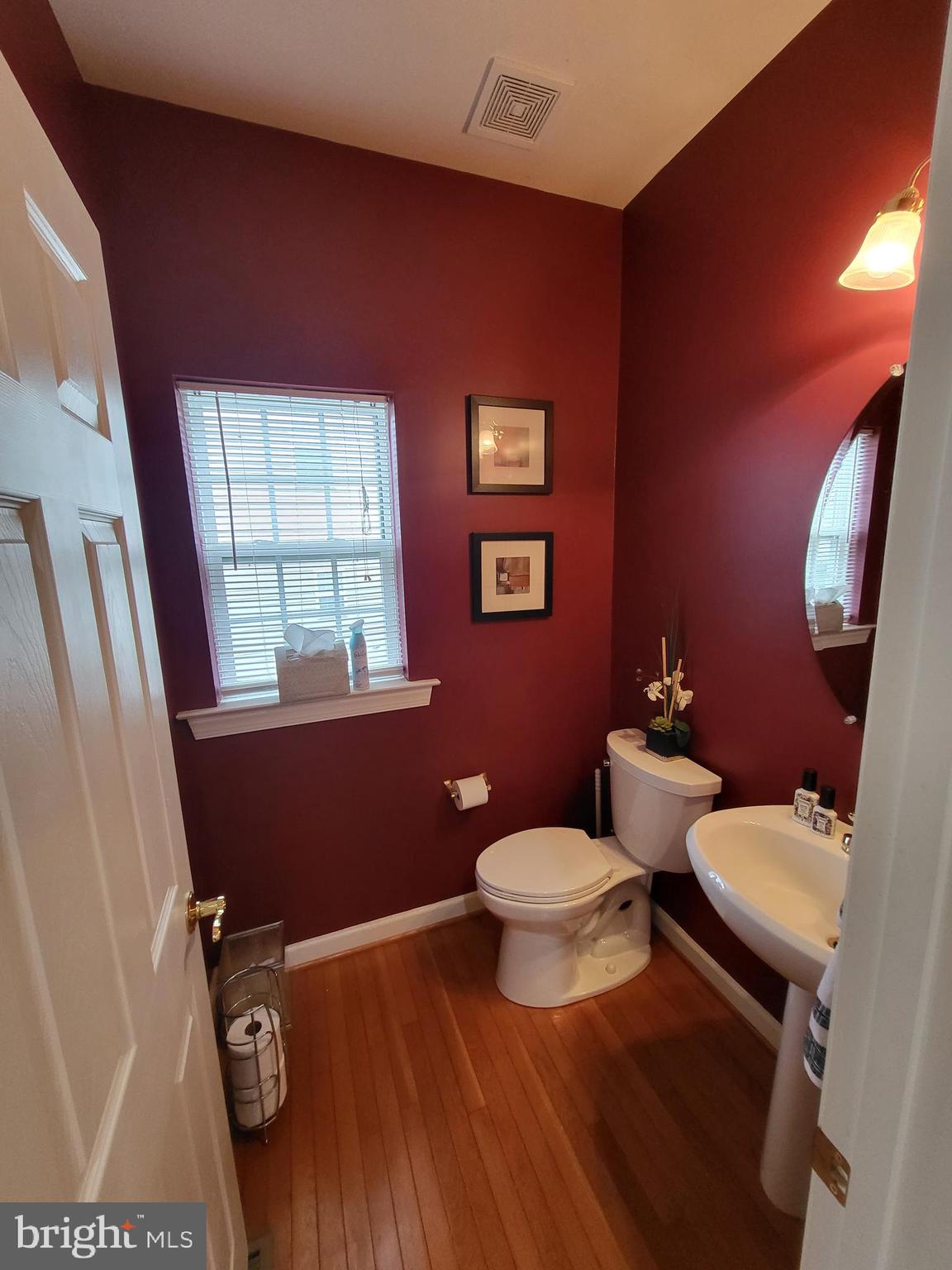 9819 Oxbridge Way Bowie, MD 20721 - Photo 16 of 47