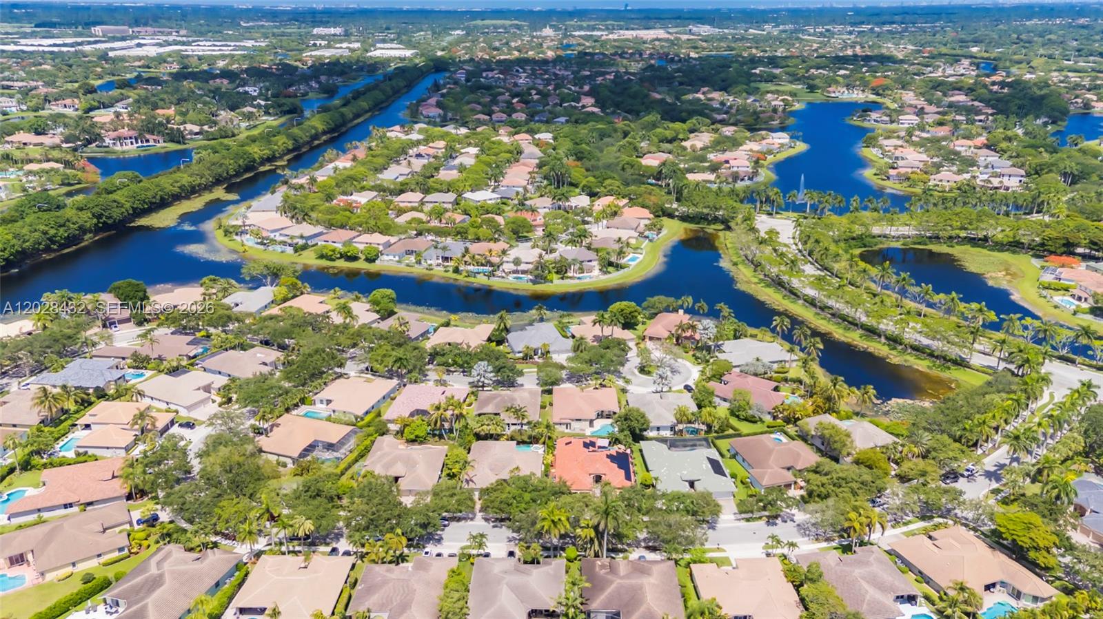 3852 Oak Ridge Circle Weston, FL 33331 - Photo 54 of 57