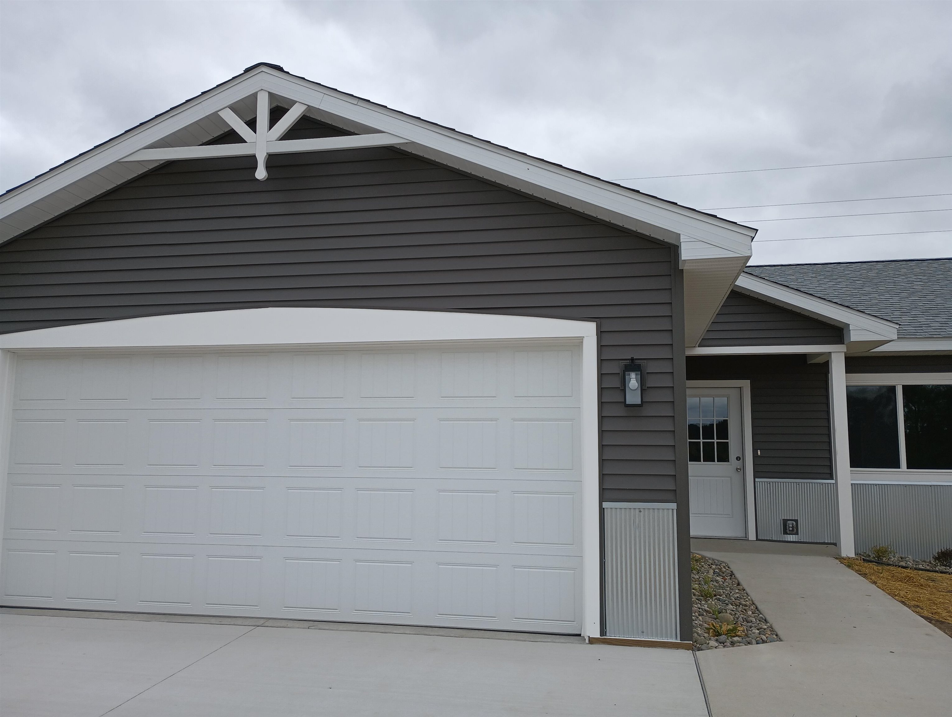 1004 Pheasant Run, Unit 5 Gladwin, MI 48624 - Photo 7 of 8